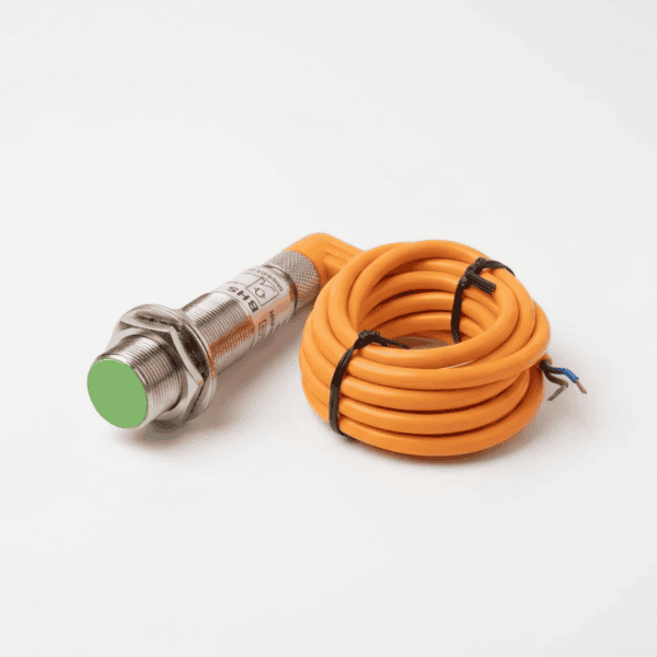 Sensor Indutivo M18 NF 90 a 250V 5mm 2 Fios LM18-2005BT - BHS